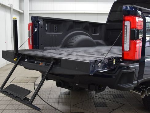 Used 2024 Ford F250 Platinum AWD/4WD image 26