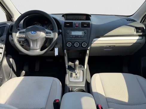 Used 2015 Subaru Forester 2.5i Premium AWD/4WD image 12