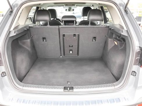 Certified 2023 Volkswagen Taos SEL AWD/4WD image 34