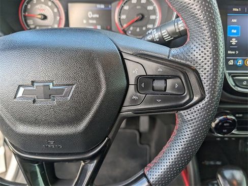 Used 2022 Chevrolet TrailBlazer RS w/ Technology Package image 16