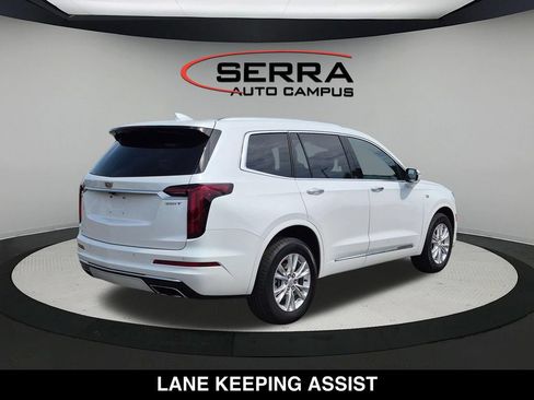 Used 2025 Cadillac XT6 Luxury AWD/4WD image 12
