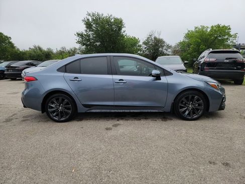 Used 2025 Toyota Corolla SE image 4