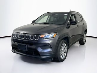 Used 2022 Jeep Compass Latitude w/ Sun and Sound Group AWD/4WD video 1