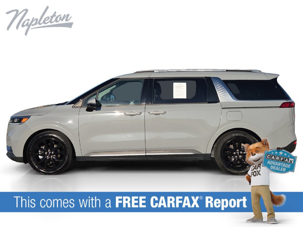 Used 2023 Kia Carnival SX Prestige FWD image 2