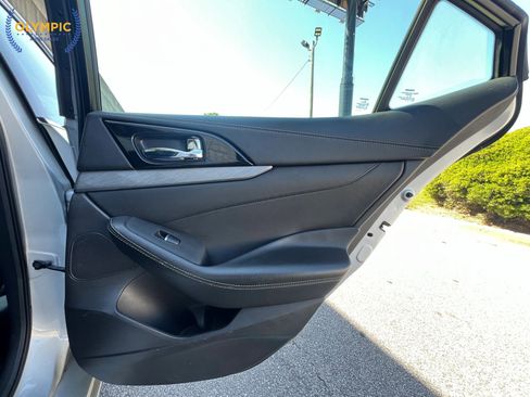 Used 2016 Nissan Maxima 3.5 SL FWD image 44