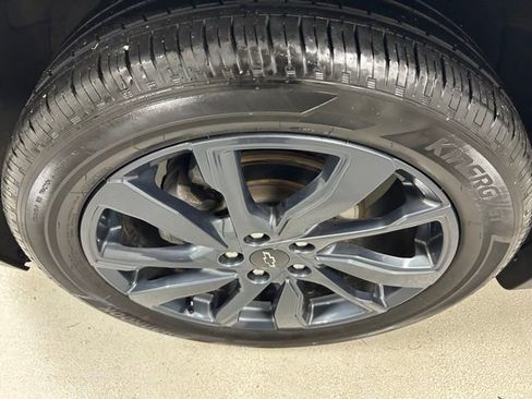 Certified 2024 Chevrolet Equinox RS AWD/4WD image 9