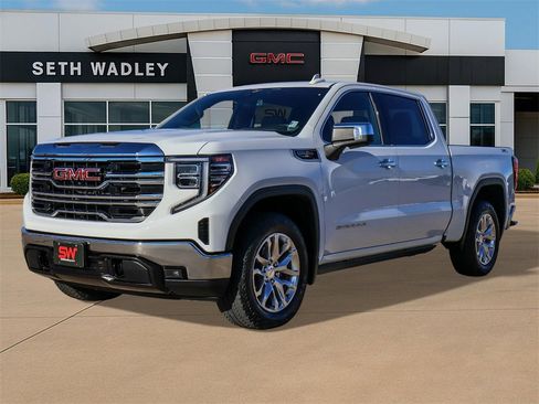 Certified 2024 GMC Sierra 1500 SLT w/ SLT Convenience Package image 3