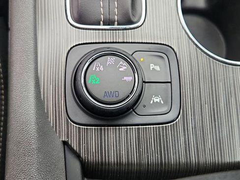 Certified 2019 GMC Acadia SLT AWD/4WD image 24