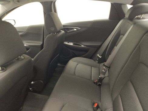 Used 2023 Chevrolet Malibu LS FWD image 18