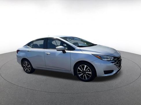 Used 2025 Nissan Versa SV w/ Trunk Package image 2