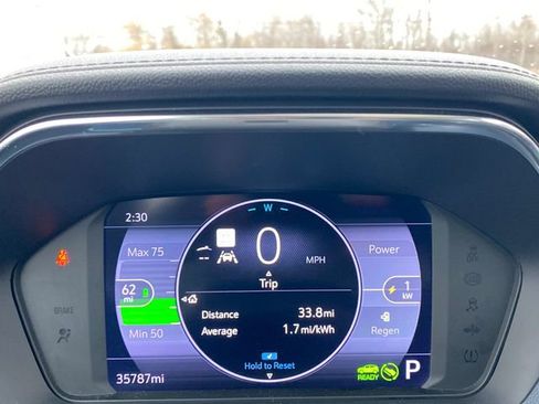 Used 2022 Chevrolet Bolt EUV Premier w/ Launch Edition image 24