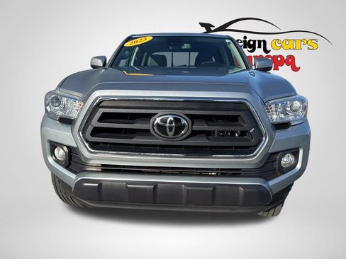 Used 2023 Toyota Tacoma TRD Sport image 2