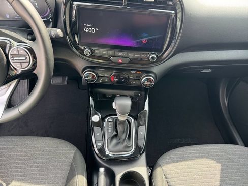 Used 2023 Kia Soul EX FWD image 10