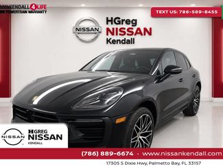 Used 2024 Porsche Macan w/ Premium Plus Package AWD/4WD video 1