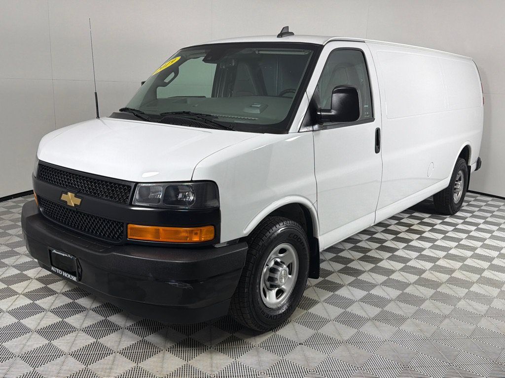 Used 2019 Chevrolet Express 3500 Extended w/ Driver Convenience Package RWD image 7