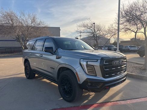 Used 2025 GMC Yukon AT4 Ultimate image 3