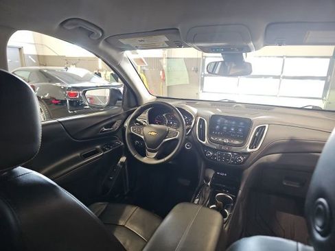 Used 2023 Chevrolet Equinox Premier image 20