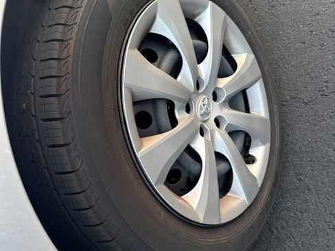Used 2026 Toyota Corolla LE FWD image 20