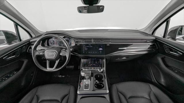 Used 2023 Audi Q7 2.0T Premium Plus w/ Premium Plus Package AWD/4WD image 29