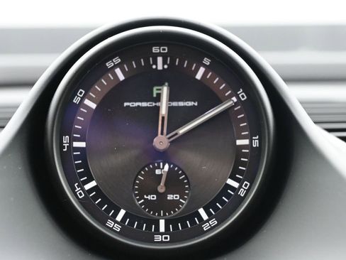 New 2025 Porsche Macan Turbo Electric image 24