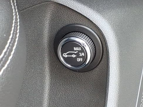 Certified 2019 Buick Regal Essence w/ Driver Confidence Package I AWD/4WD image 12