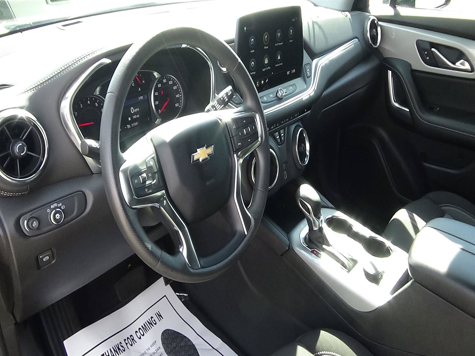 Used 2025 Chevrolet Blazer LT FWD image 21