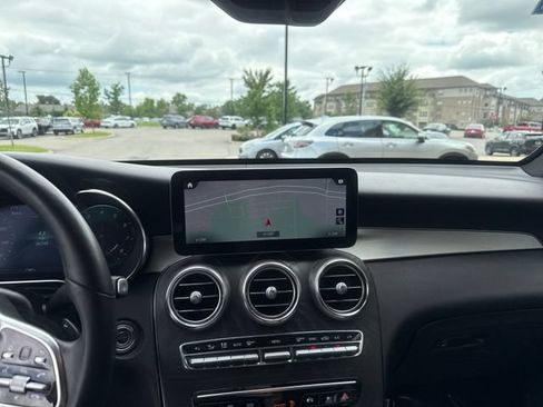 Used 2022 Mercedes-Benz GLC 300 image 14