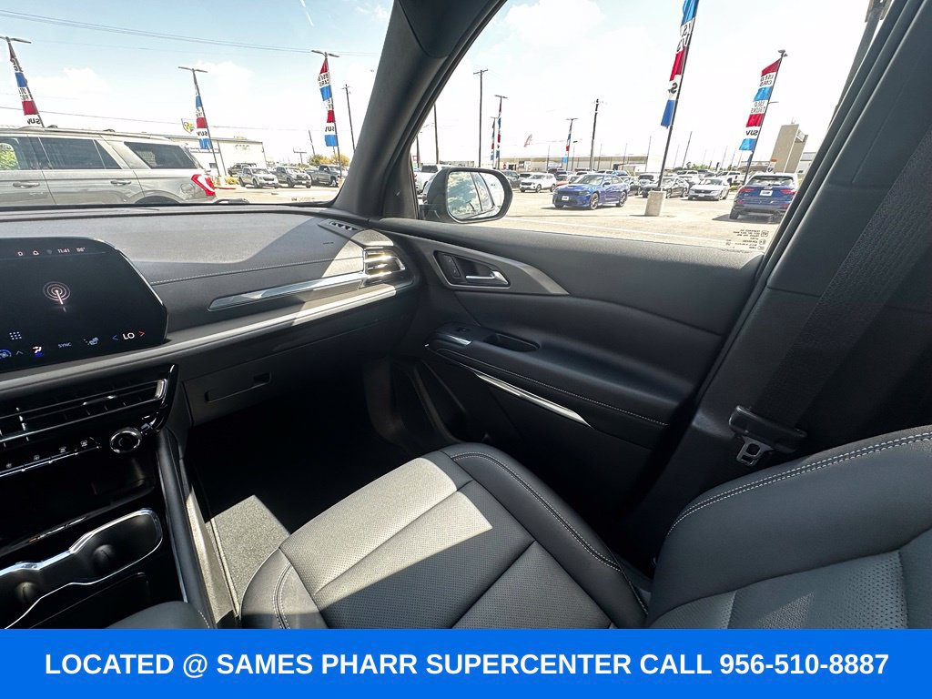 Used 2026 Chevrolet Traverse LT AWD/4WD image 18