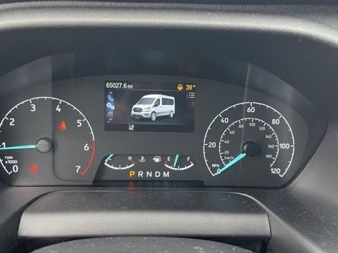 Used 2023 Ford Transit 350 XLT image 18