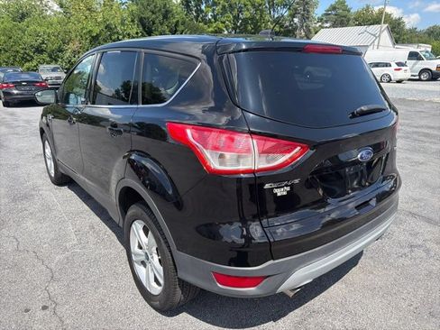 Used 2016 Ford Escape SE FWD image 10