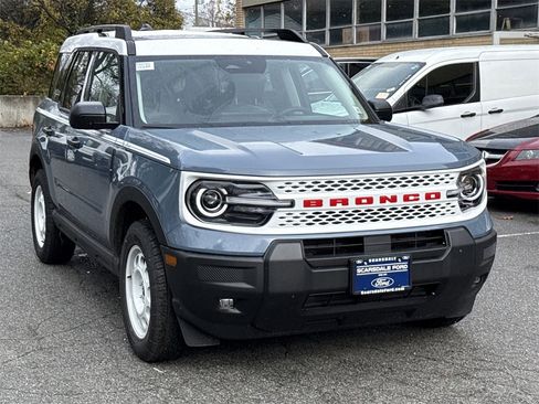 Used 2025 Ford Bronco Sport Heritage w/ Convenience Package image 1