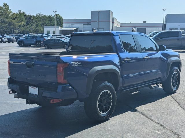 Used 2025 Toyota Tacoma TRD Off-Road AWD/4WD image 7