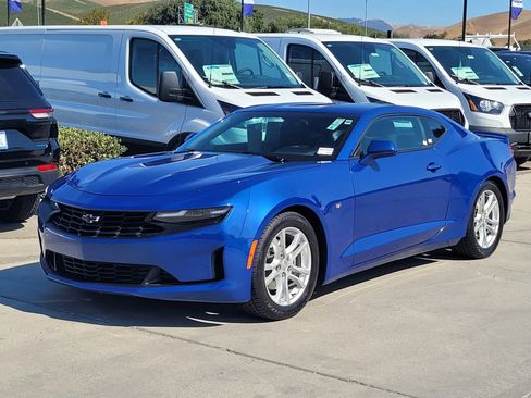 Used 2021 Chevrolet Camaro LS image 8