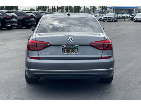 Used 2017 Volkswagen Passat 1.8T SE FWD image 4