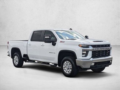 Used 2023 Chevrolet Silverado 2500 LT w/ Convenience Package image 3