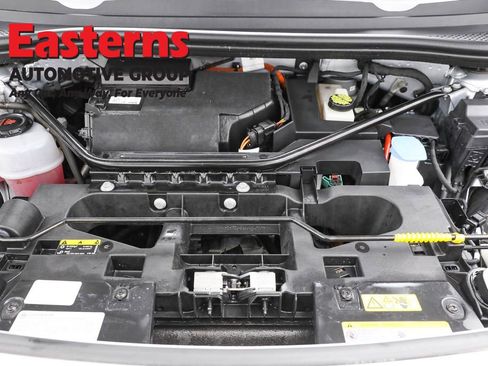 Used 2022 Volkswagen ID.4 Pro S w/ Gradient Package image 7