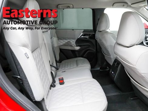 Used 2023 Mitsubishi Outlander SEL image 23