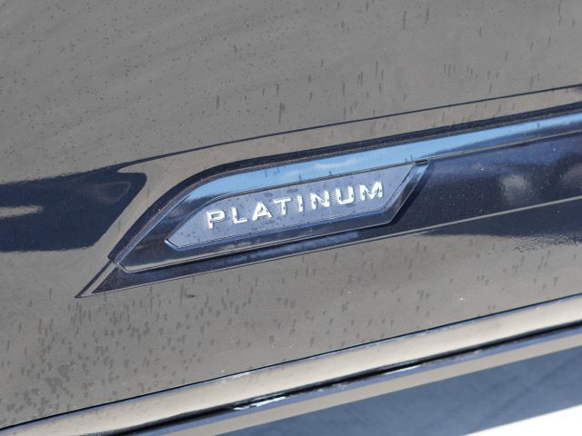 Used 2023 Toyota Tundra Platinum w/ Advanced Package AWD/4WD image 9