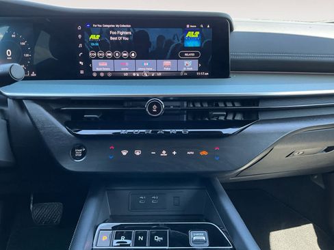 Used 2025 Nissan Murano SL AWD/4WD image 15