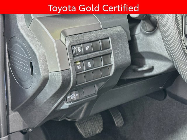 Certified 2024 Toyota Tacoma SR5 AWD/4WD image 11