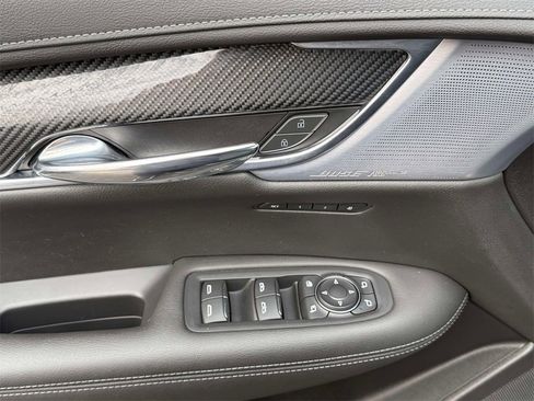 Used 2023 Cadillac XT6 Sport image 21