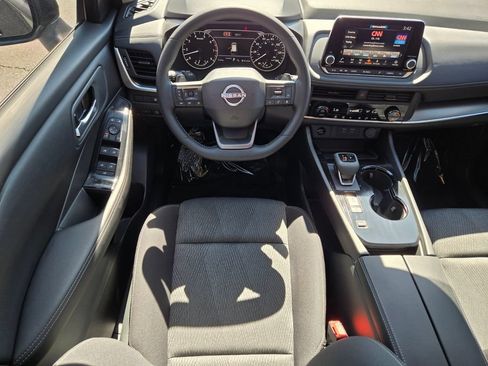 New 2026 Nissan Rogue SV FWD image 8