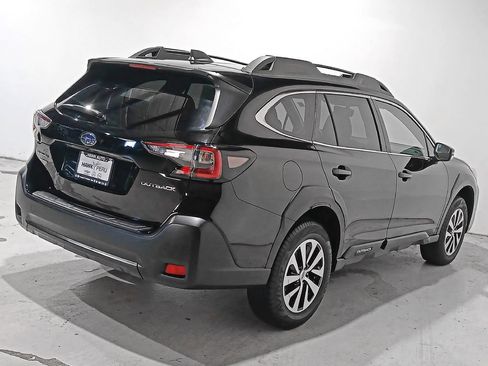 Used 2024 Subaru Outback Premium w/ Popular Package #1A AWD/4WD image 6