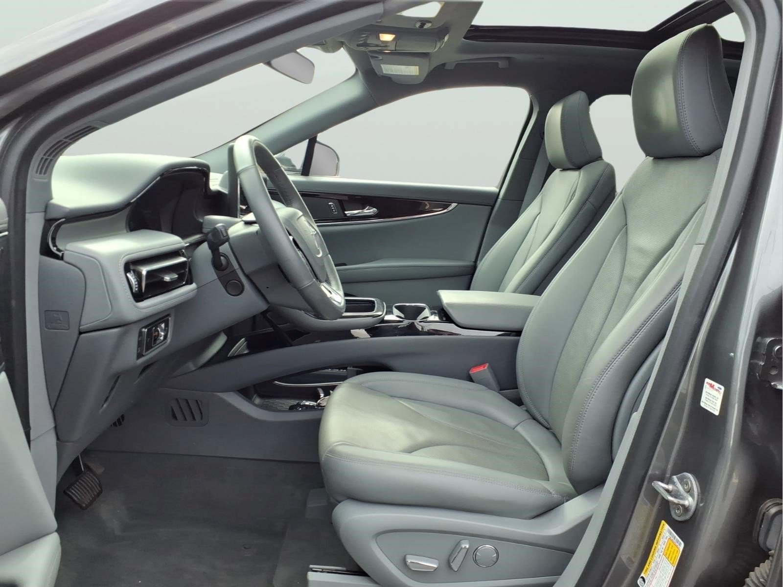 Certified 2023 Lincoln Nautilus Reserve FWD image 16