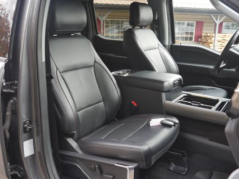 Certified 2024 Ford F350 Lariat w/ Lariat Ultimate Package AWD/4WD image 33