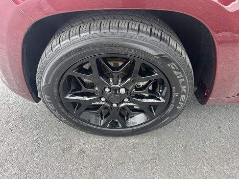 Used 2021 Jeep Grand Cherokee Limited X image 10