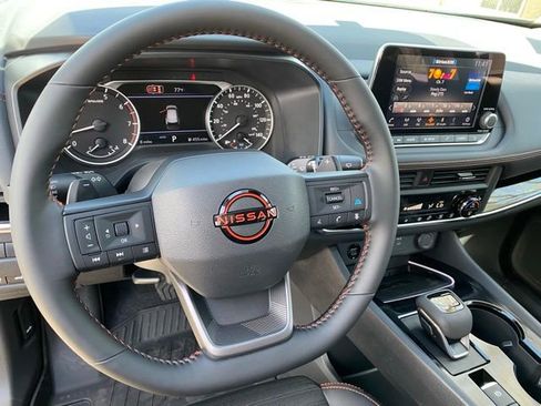 New 2026 Nissan Rogue SV AWD/4WD image 10
