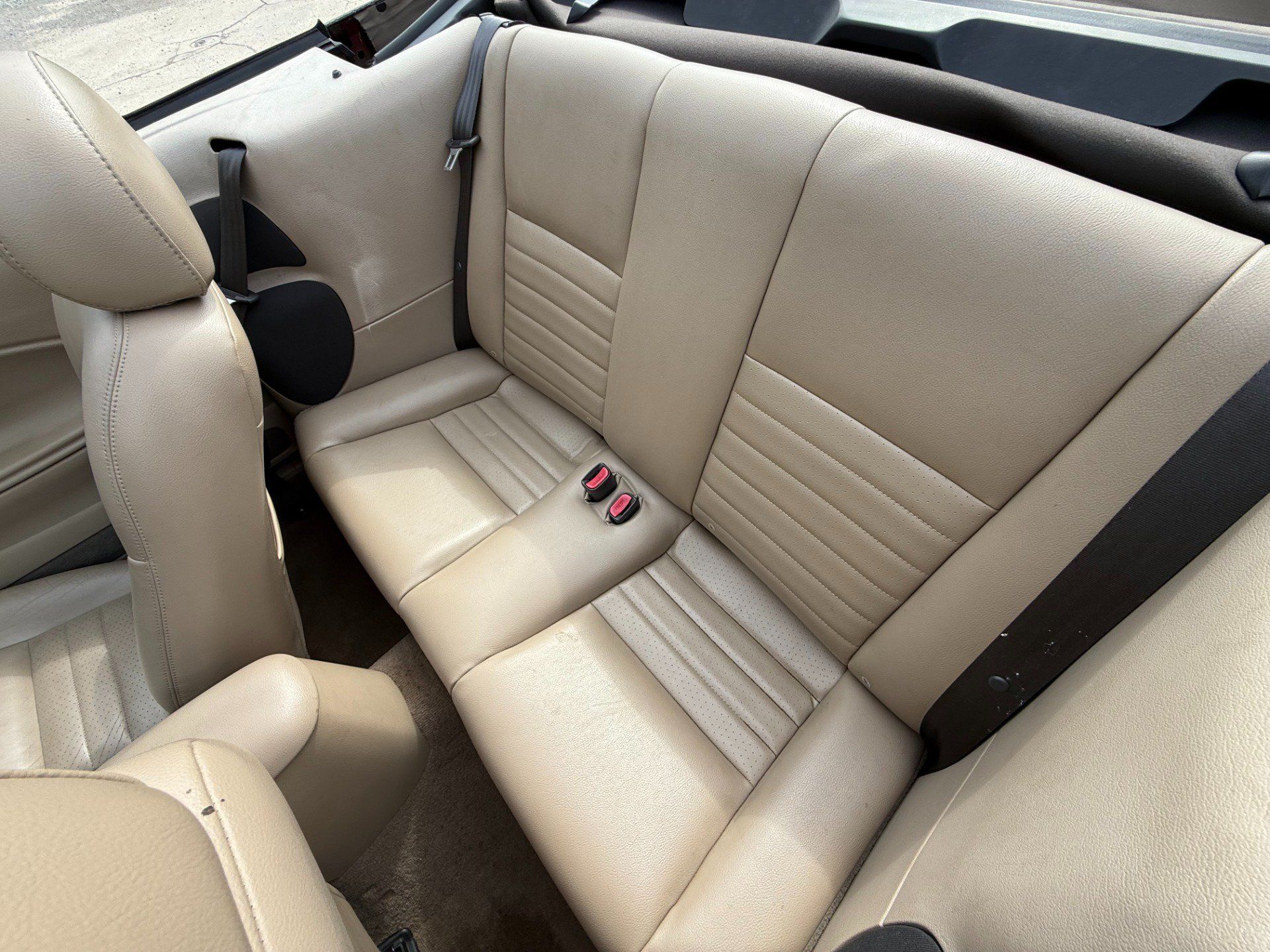 Used 2004 Ford Mustang GT RWD image 24