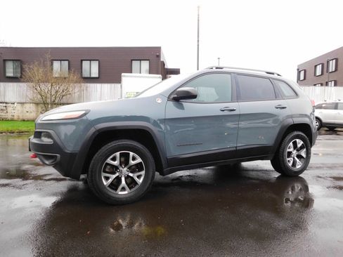Used 2014 Jeep Cherokee Trailhawk w/ Leather Interior Group image 4