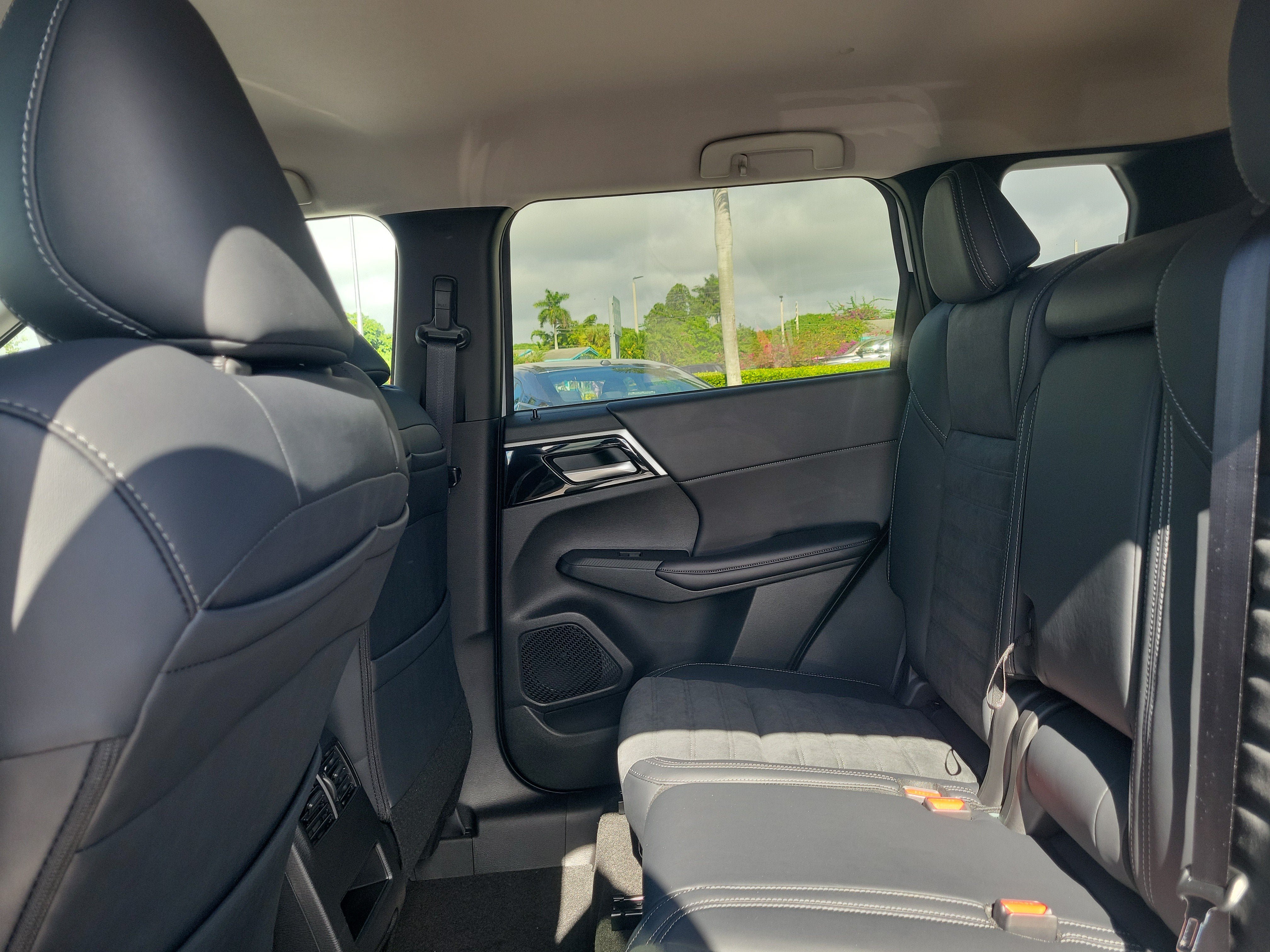 New 2026 Nissan Rogue SL AWD/4WD image 17